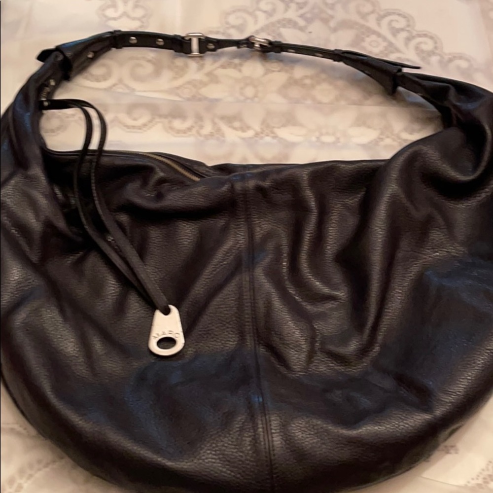 Marc Jacobs Hobo Style Shoulder Bag